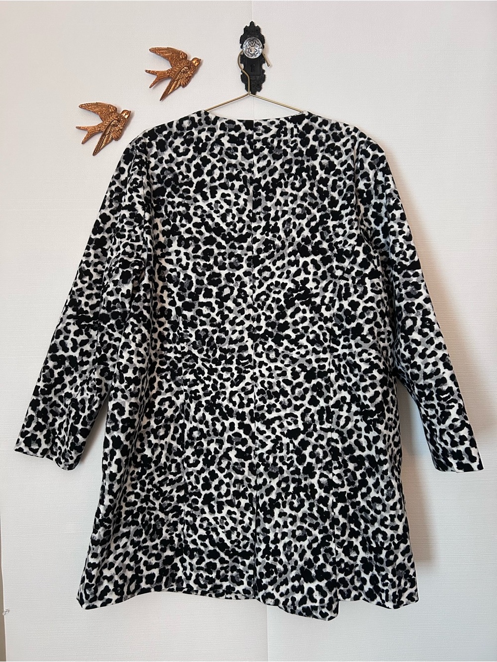 Signature Collection Leopard Print Long Jacket - Picture 4 of 7